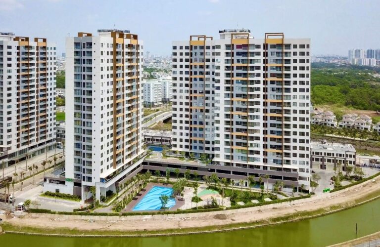 Chuyện gì đang diễn ra ở thị trường căn hộ TP.HCM?