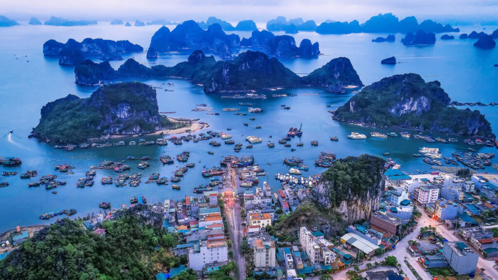Đến thời của khu công nghiệp ven biển