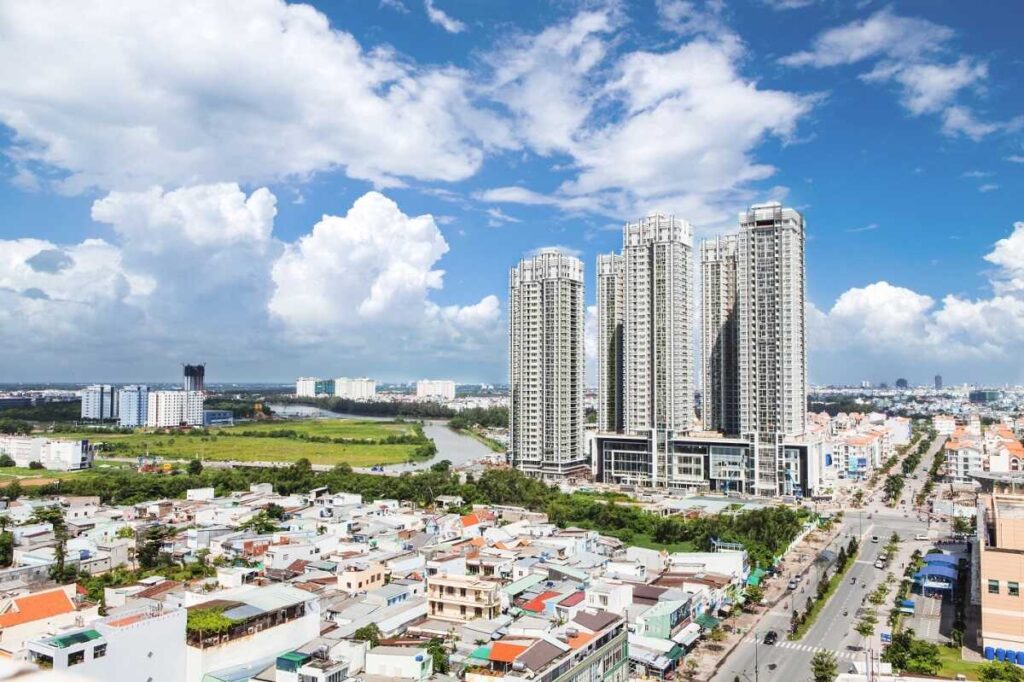 Căn hộ ở Thủ Đức và nhà liền thổ nhiều không gian xanh hút hàng