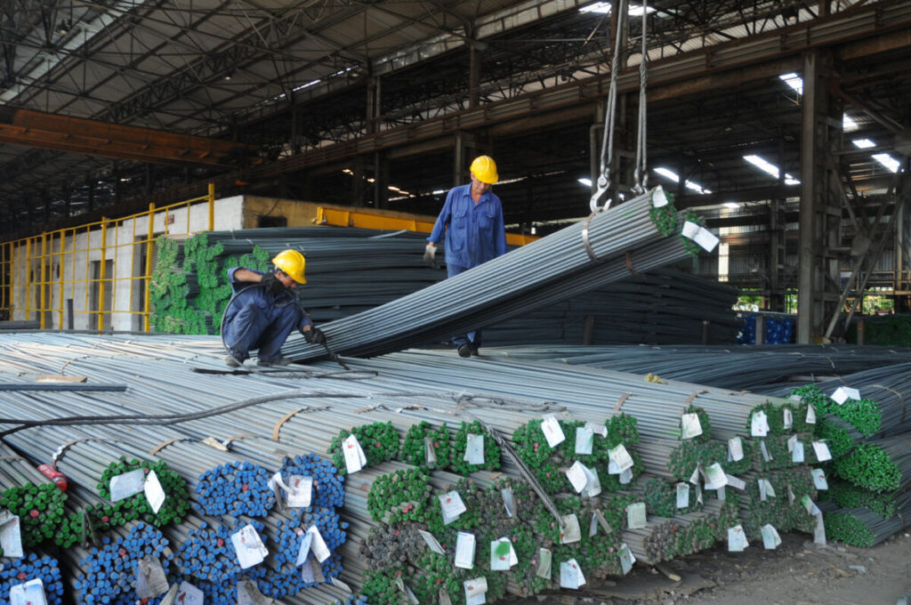 Giá thép có thể bất ngờ tăng trong năm nay