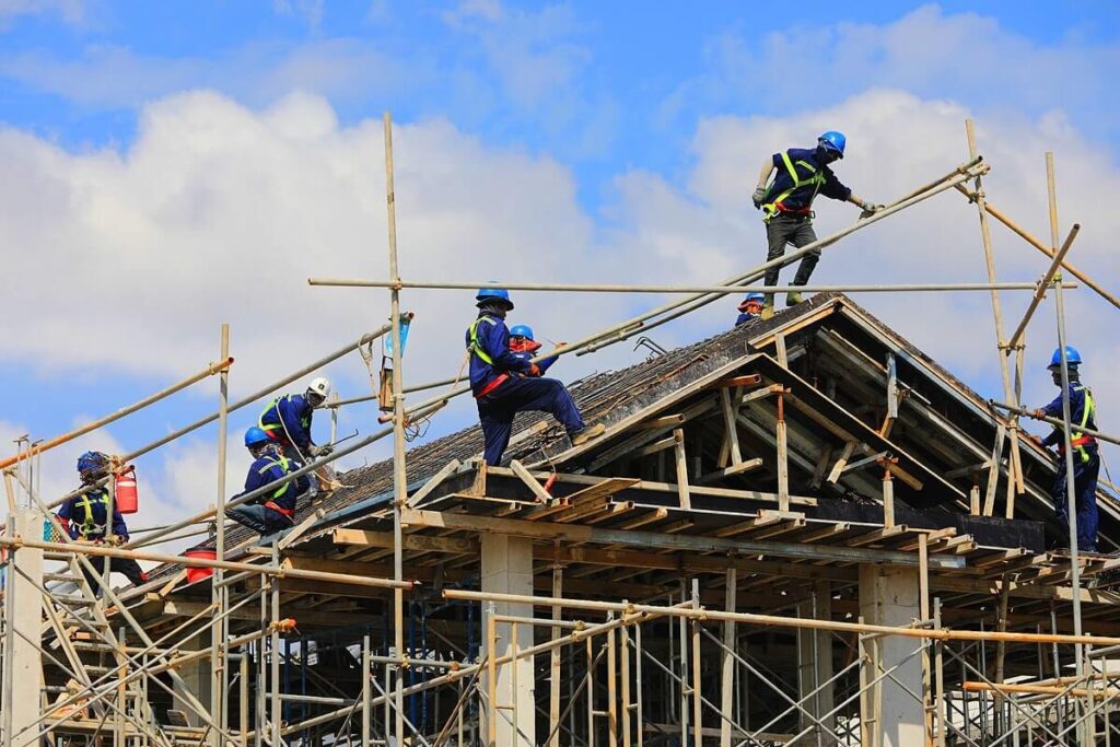 Các doanh nghiệp xây dựng làm ăn ra sao trong năm qua