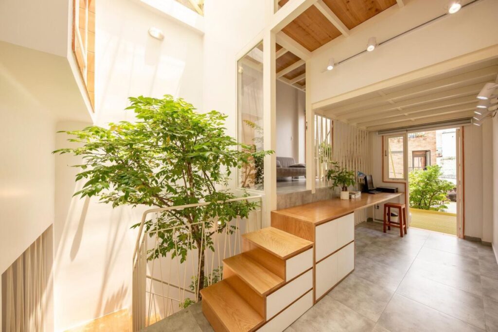 Căn nhà 62m2 mái thái kép cá tính giữa Sài Gòn