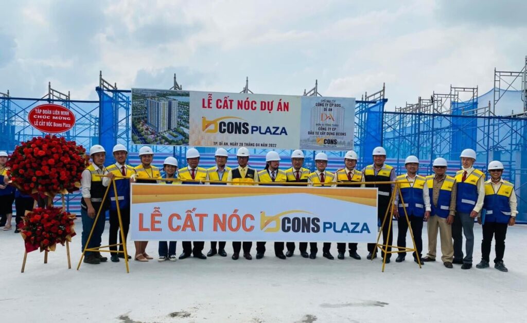 Dự án Bcons Plaza cất nóc, bước sang giai đoạn hoàn thiện