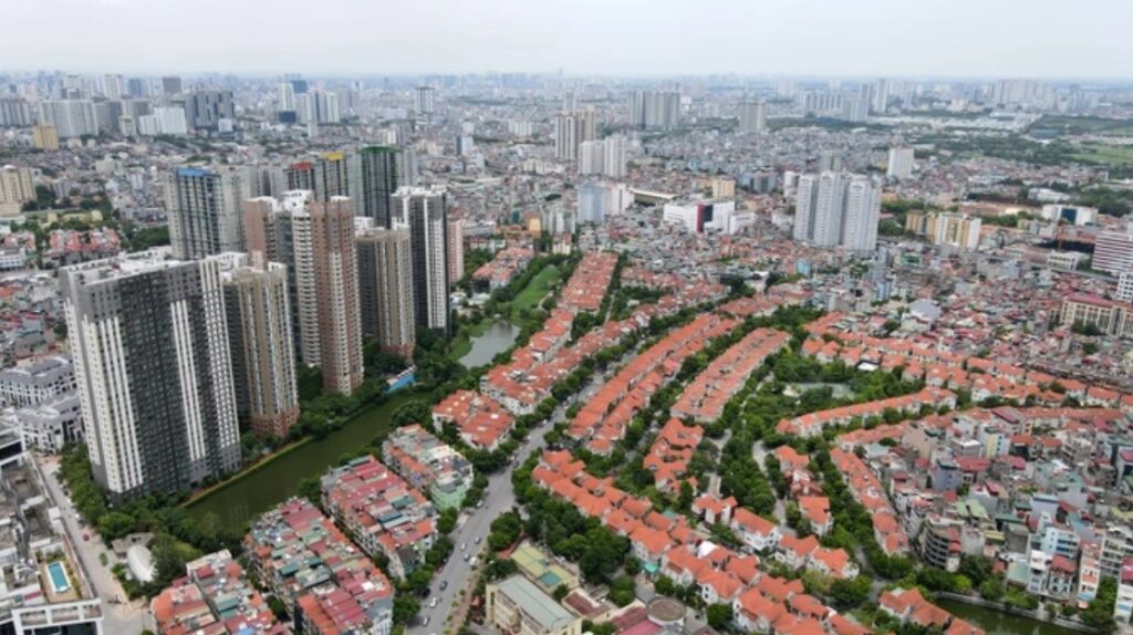 Chuyên gia cảnh báo loạt dấu hiệu bất ổn của thị trường bất động sản