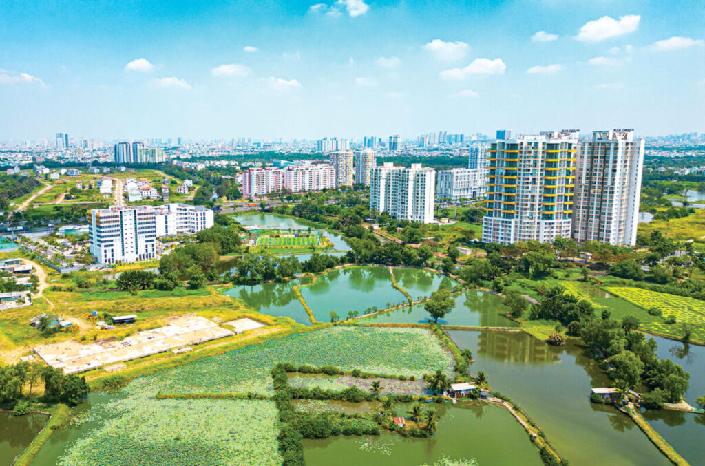 Nhà phát triển bất động sản ‘bung hàng’