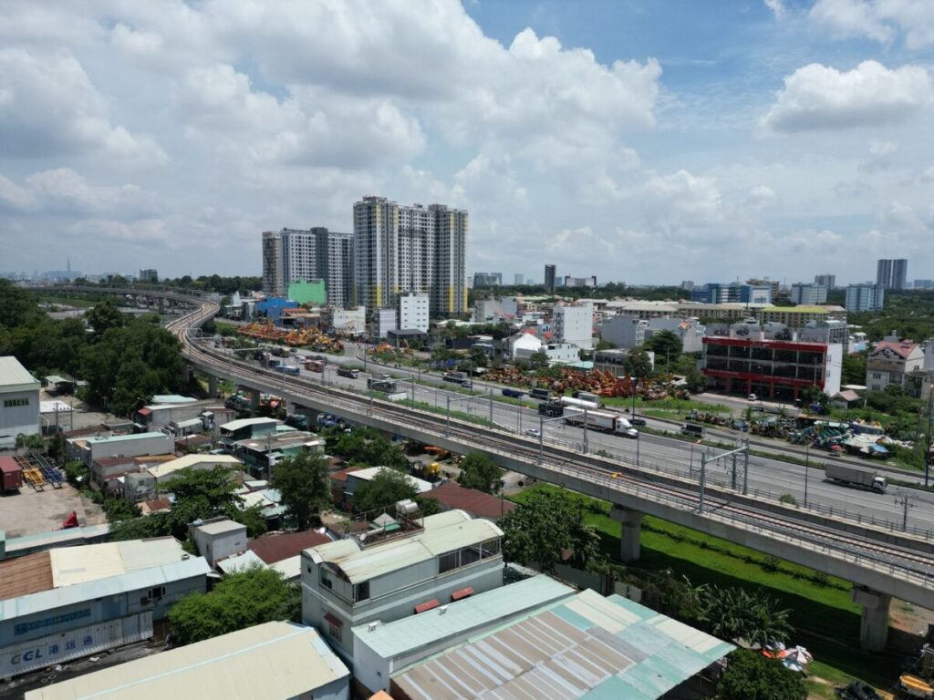 Đón đầu cơ hội gia tăng giá trị với bất động sản liền kề metro